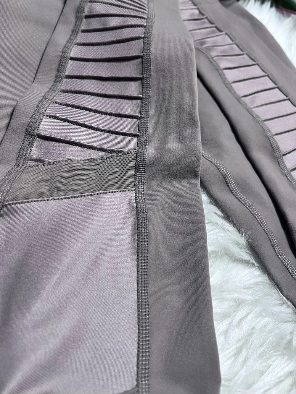 ALO Yoga Ribbed Panel   High Waist Moto Legging